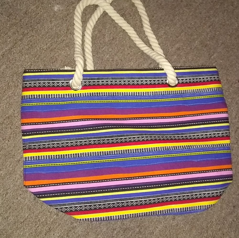 Non name brand tote bag